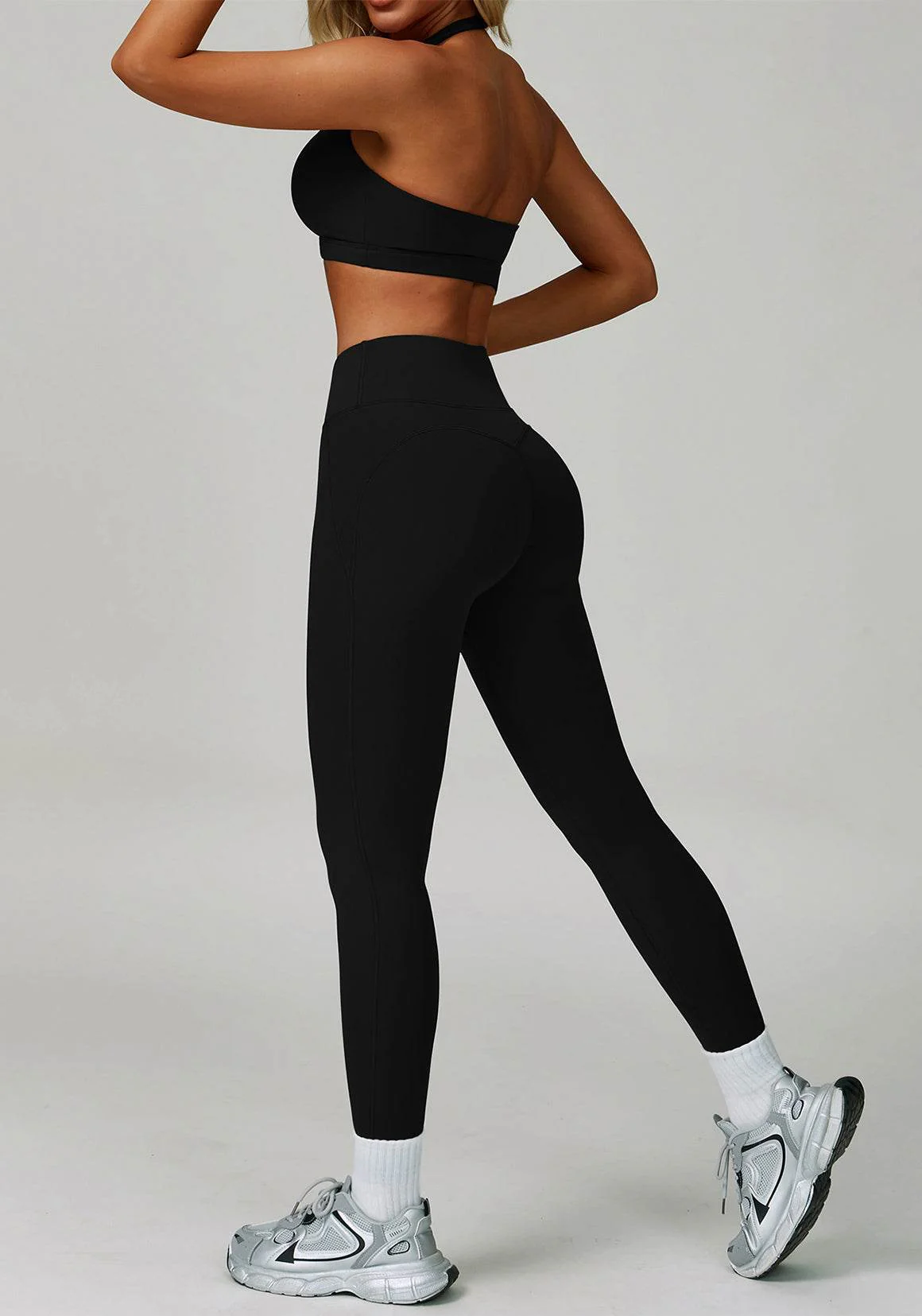 Activewear Set with Halter Sports Bra and Legging - Artadvier