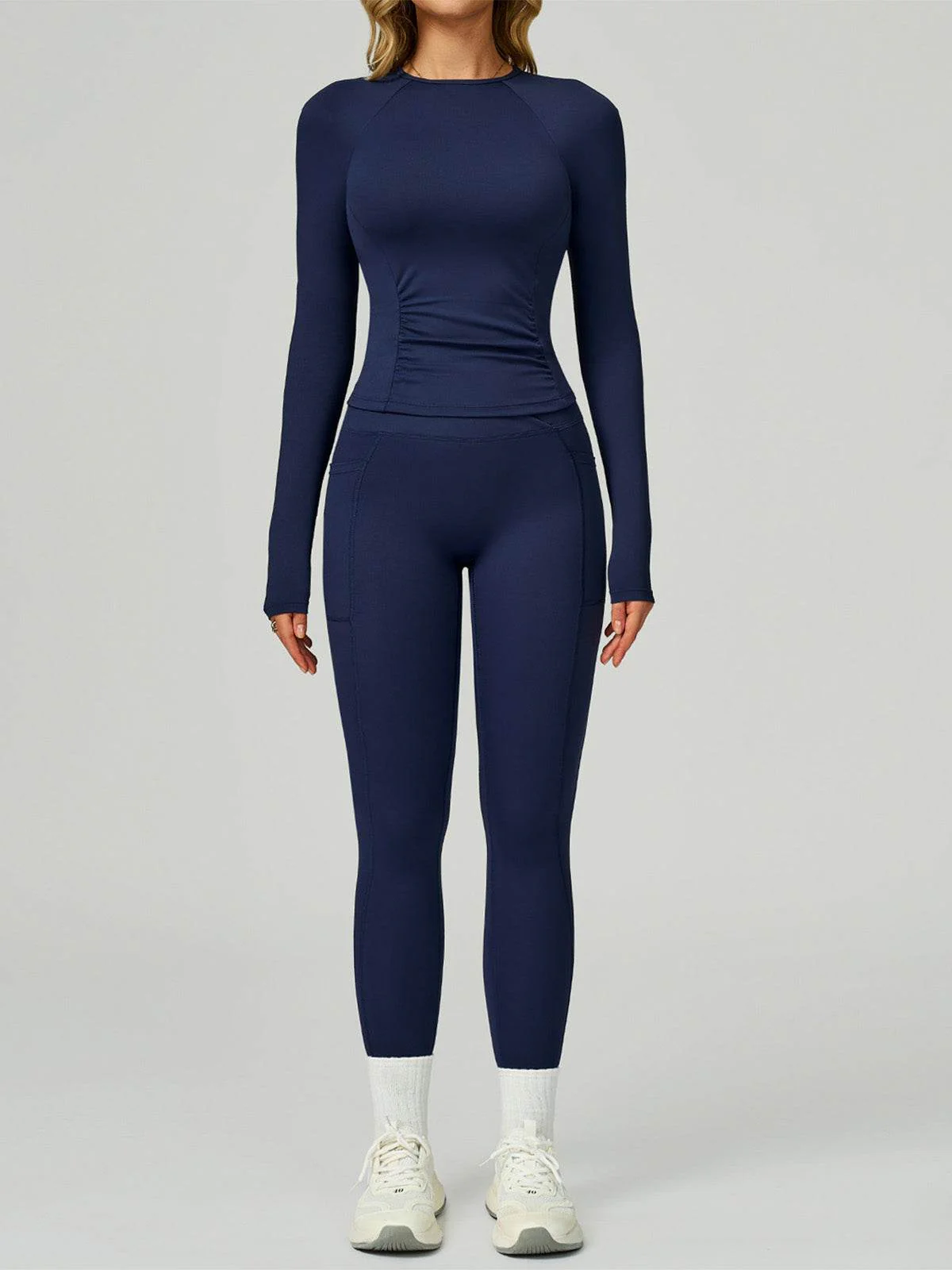 Sport Set with Long Sleeve Crew Neck T-Shirt and Legging - Artadvier