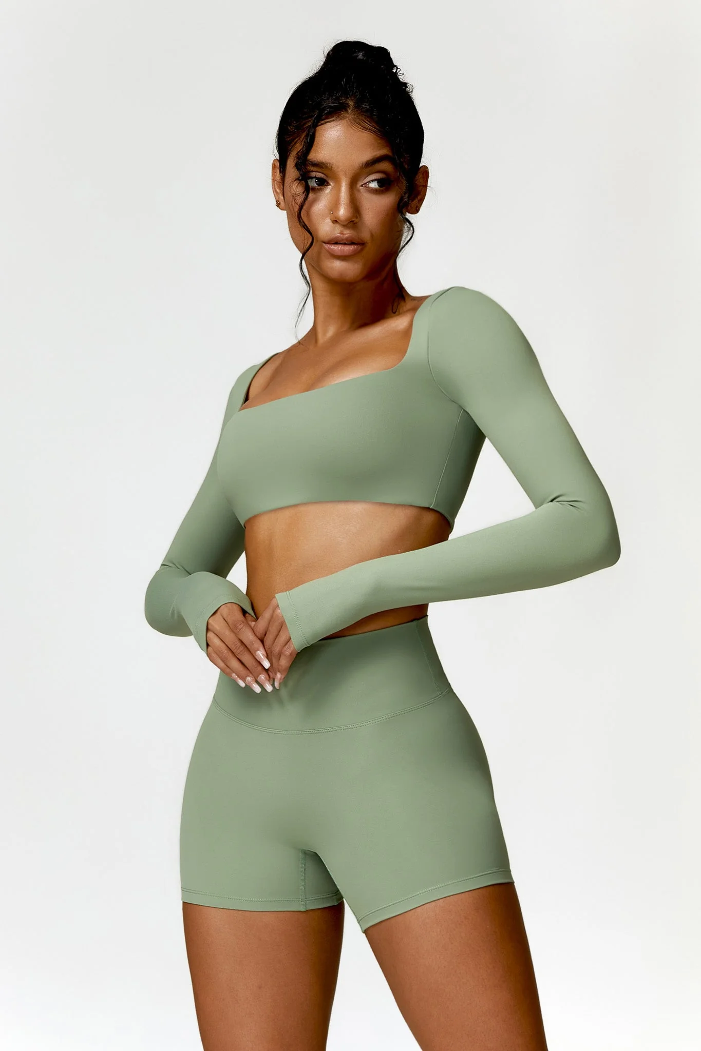 Square Neck Long Sleeve Crop Top - Artadvier