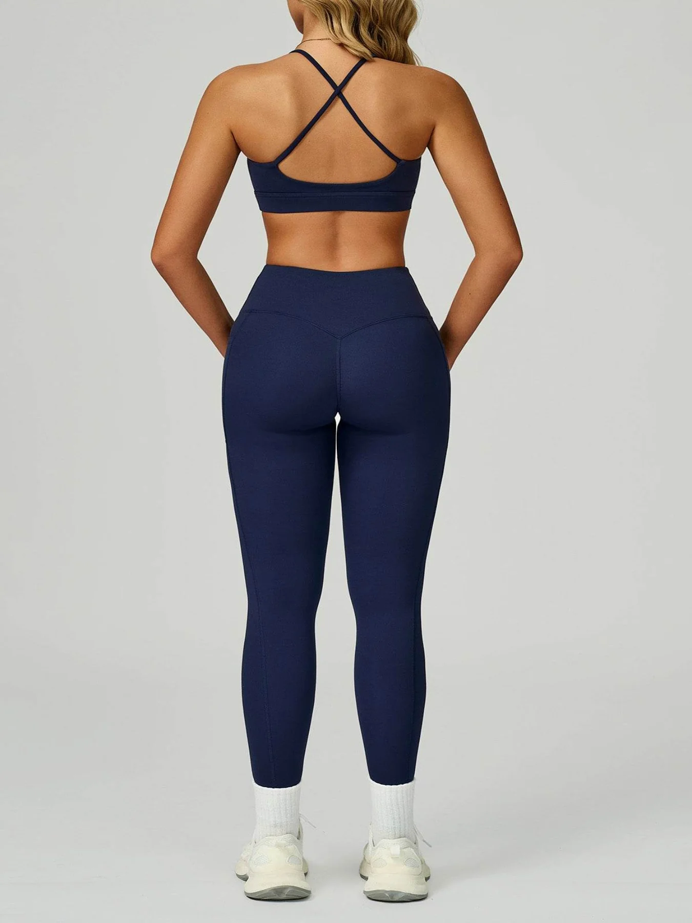 Activewear Set with Cross Back Bra and Legging - Artadvier