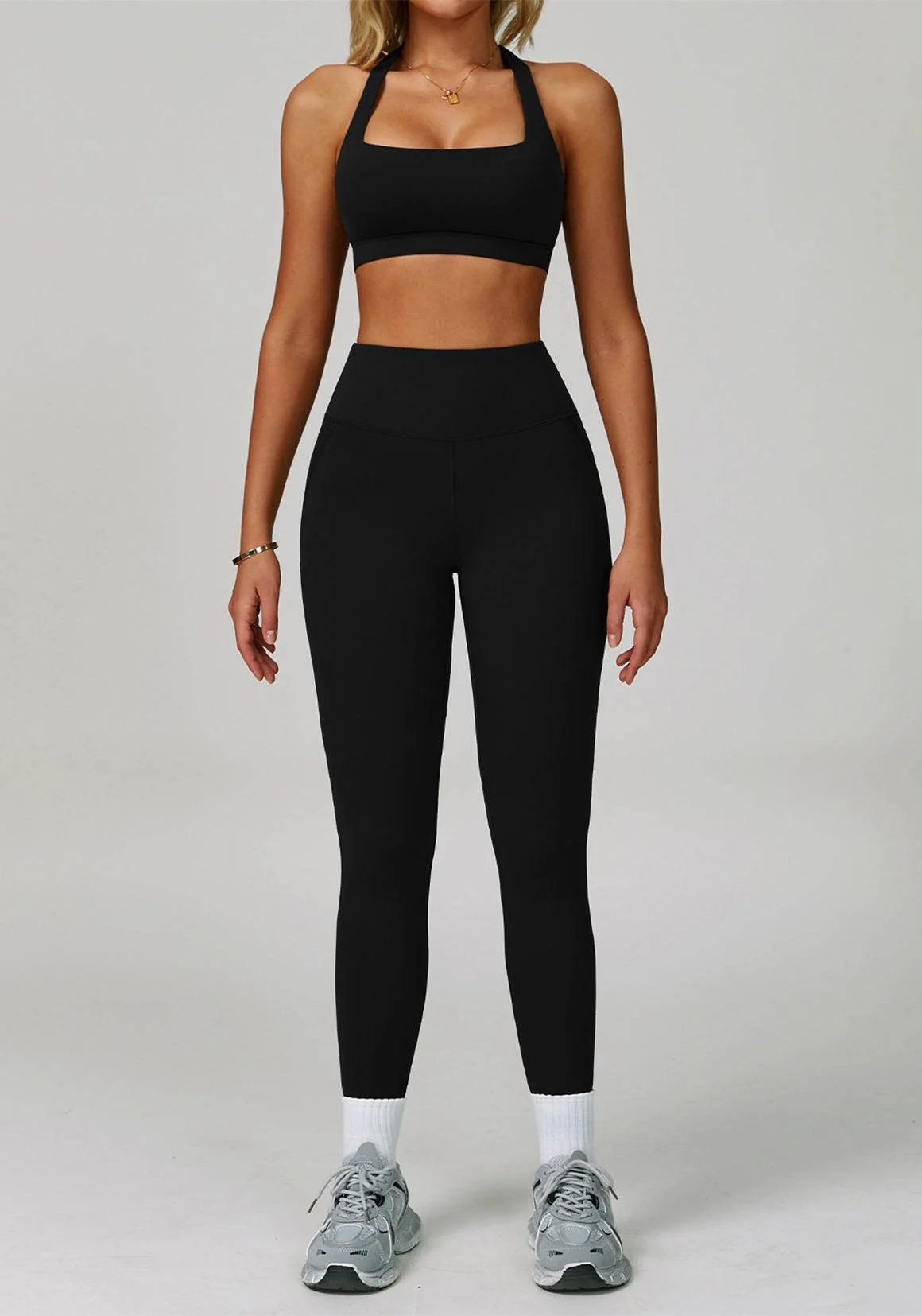 Activewear Set with Halter Sports Bra and Legging - Artadvier