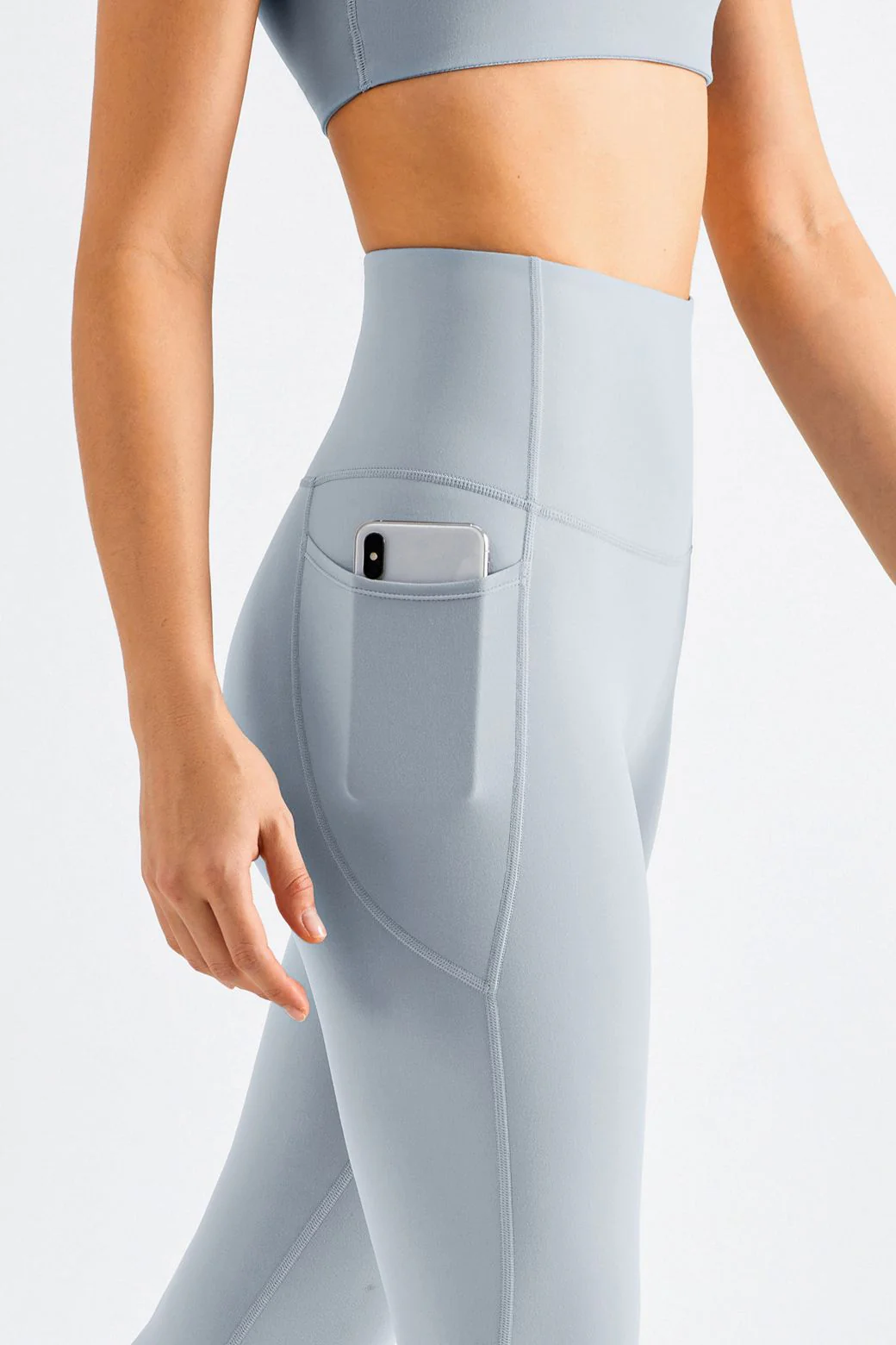 High-Rise Gym Leggings with Pockets - Artadvier